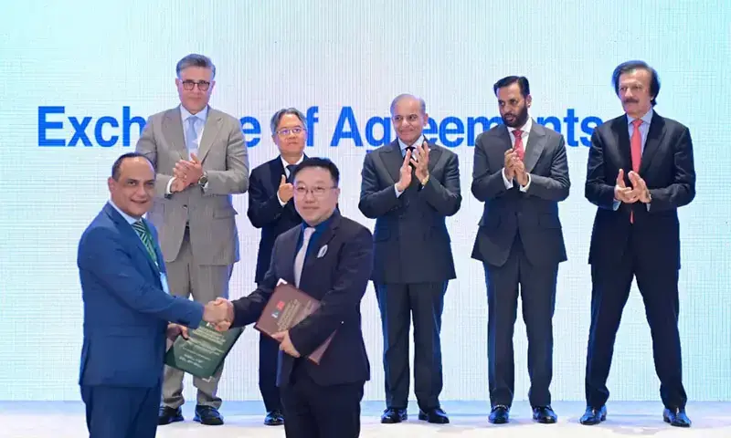 Pakistan, China sign $1.4 billion pharma, vaccine and equipment manufacturing agreements