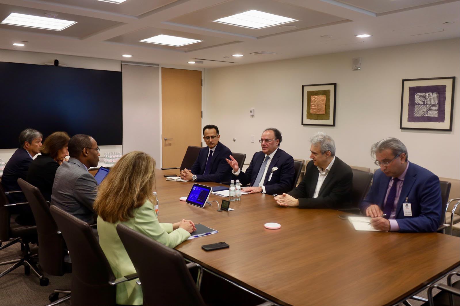 Aurangzeb tells IMF Pakistan’s fiscal and external position has improved