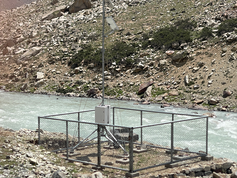 KP completes two hydropower projects supplying electricity to 1,300 Upper Dir households