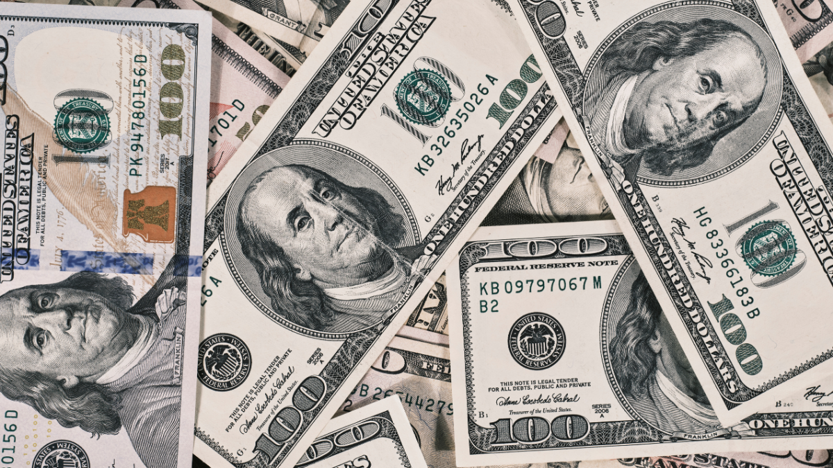 Dollar heads for weekly decline as softer US inflation reduces rate hike bets