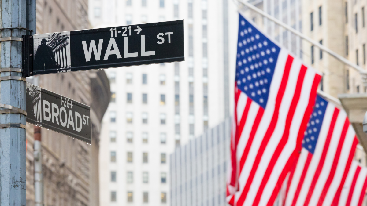 Wall Street indexes fall more than 1%, hit by tech, Iran war worries