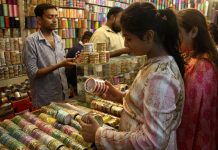 Making ends meet: one bangle at a time