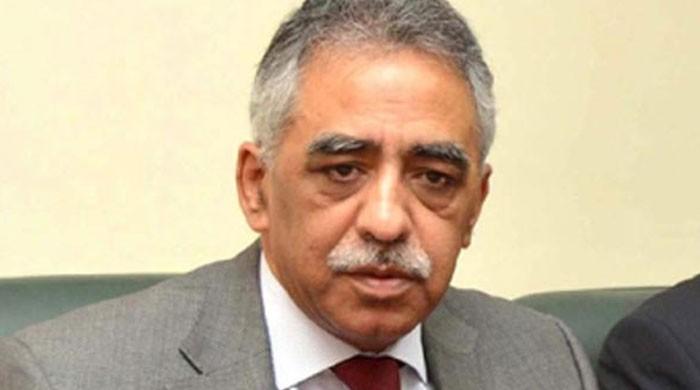 Govt taking steps to facilitate business community: Sindh governor