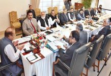 Government targets 6pc growth rate for FY 2017-18