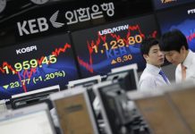 Asian stock markets flat, as Fed plots interest rate rise in US