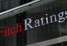 Fitch downgrades Pakistan’s outlook to negative, reaffirms ‘B’ credit rating