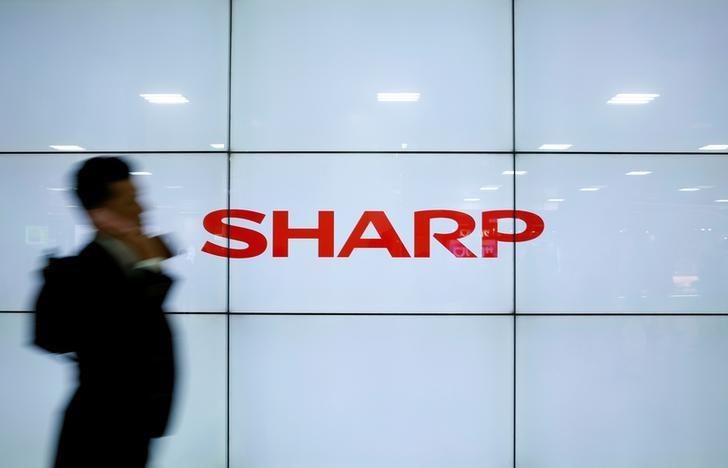 Sharp seeks alliance with Japan Display Inc to challenge LG, Samsung in OLED displays