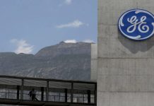 GE shares tumble below $9 as JP Morgan analyst cuts price target