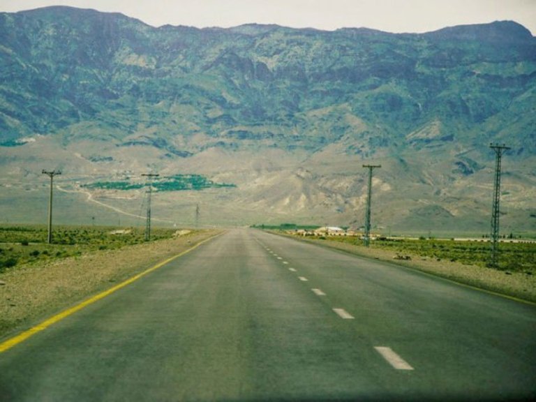 Iran halts supply of 80MW electricity to Balochistan coast