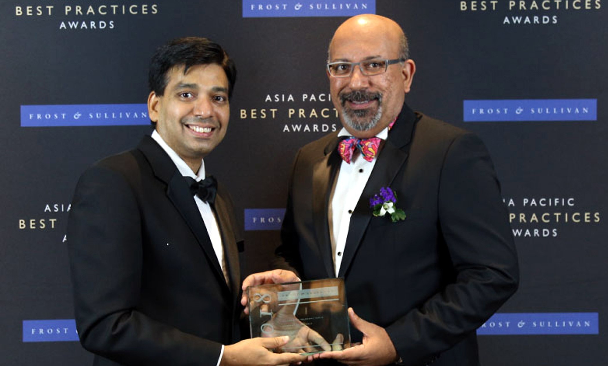 edotco bags “Asia Pacific Telecoms Tower Company of The Year” award  