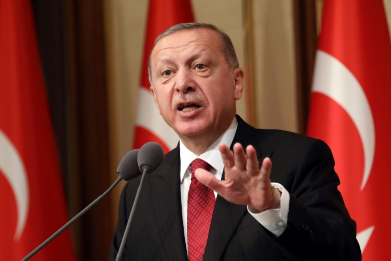 Tukey doubles tariffs on some US imports, lira rallies