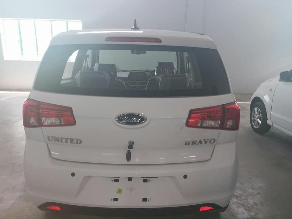 Indigenous 800cc car may poach on Suzuki's Mehran, but only slightly