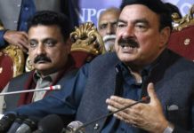 Railways minister vows to bring 100 new coaches in a month