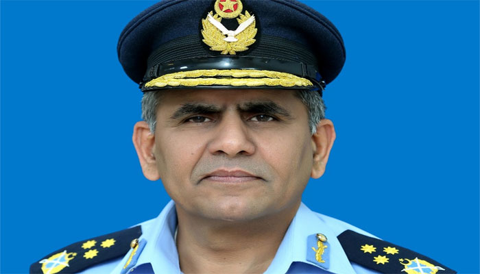 Air Marshal Arshad Malik takes charge as PIA CEO