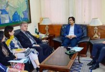 Khusro Bakhtiar calls for close liaison between Pakistan, ADB