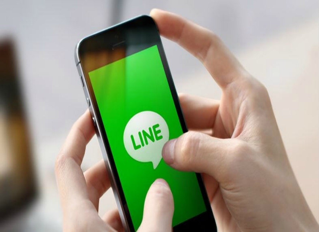 Japan's Line ties up with Tencent, Mizuho; shares jump