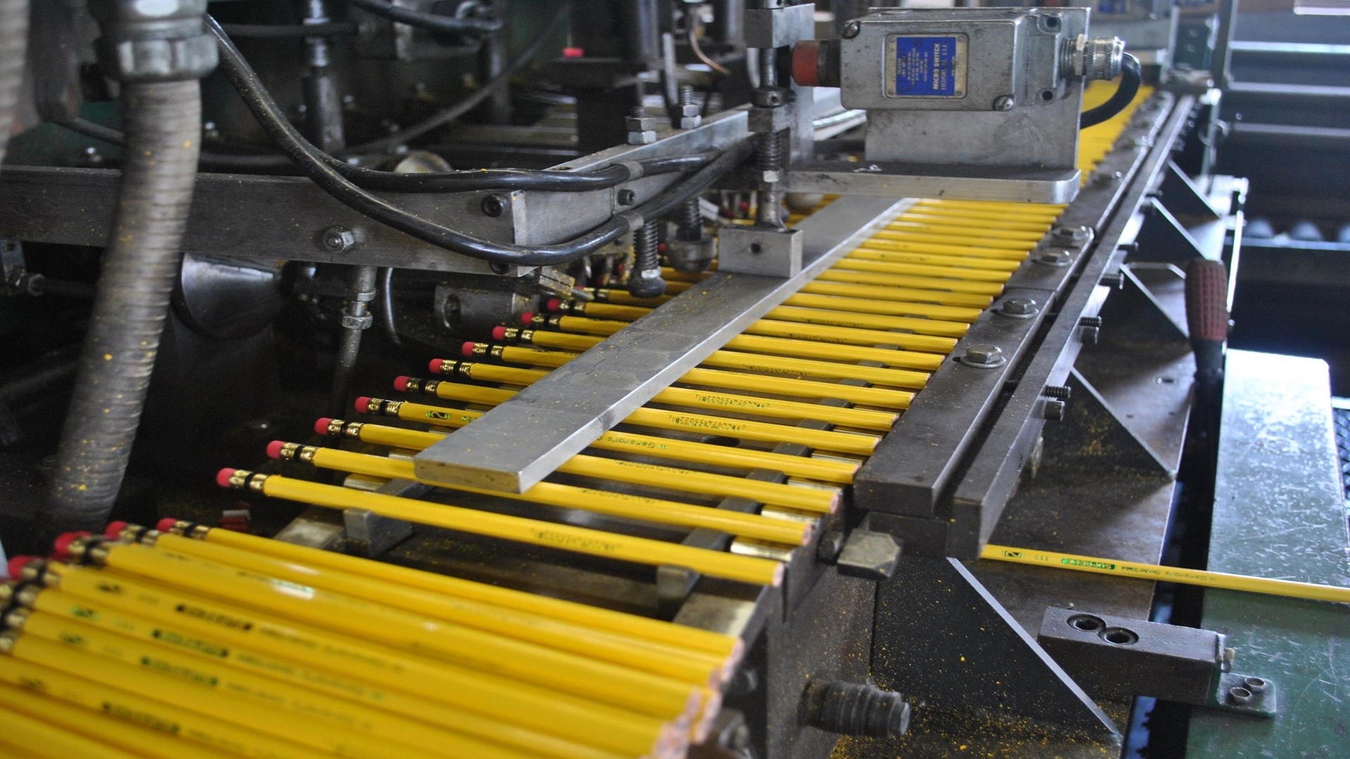 Afghan Transit Trade hurting domestic stationary industry