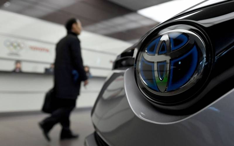 Toyota, Panasonic announce electric car battery tie-up