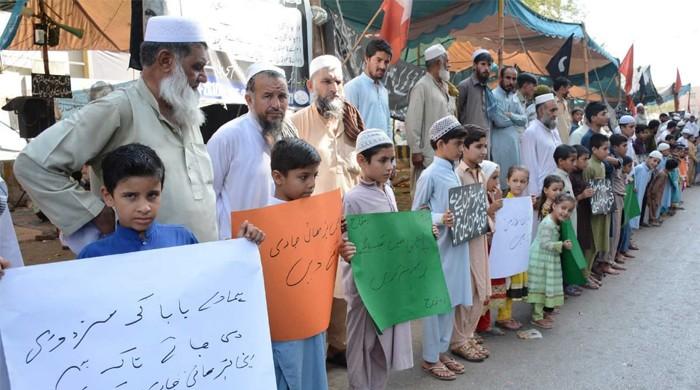 Protesting dock workers announce to shift sit-in camp to D-Chowk