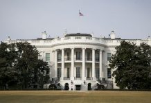 White House signals some compromise in ending U.S. government shutdown