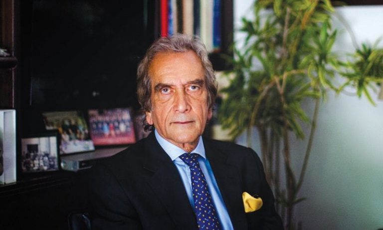 Former SBP governor Salim Raza joins Karandaaz