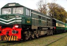 PM inaugurates nonstop, luxurious Jinnah Express trainÂ