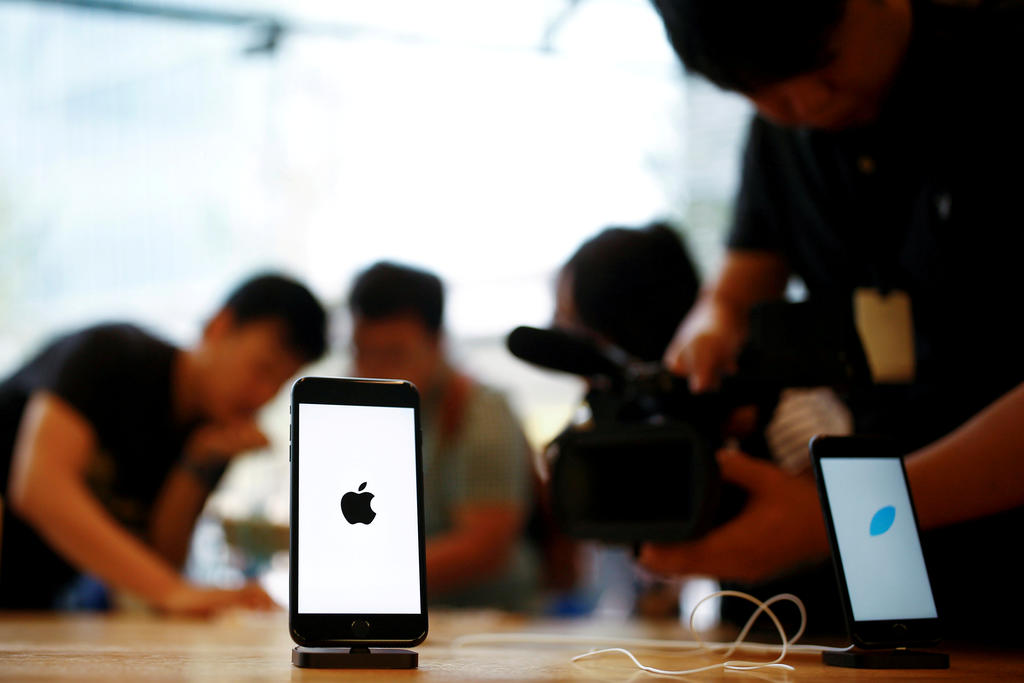 Smartphone shipments to China hit six-year low in February