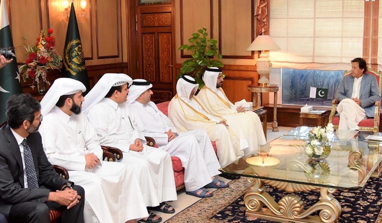 PM welcomes Qatar's interest in exploring investment opportunities in Pakistan