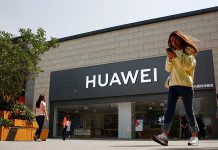 Huawei reviewing FedEx relationship, says packages ‘diverted’