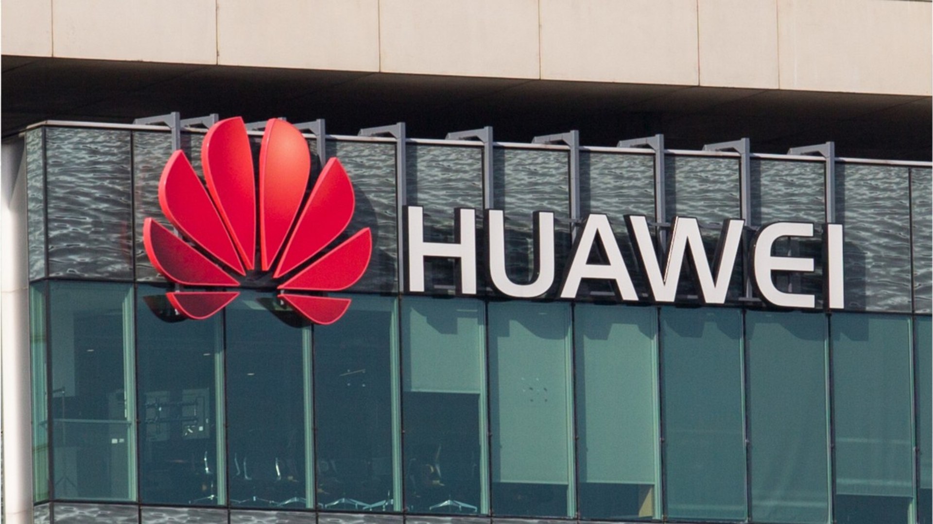 Huawei tells customers not to worry - Profit by Pakistan Today