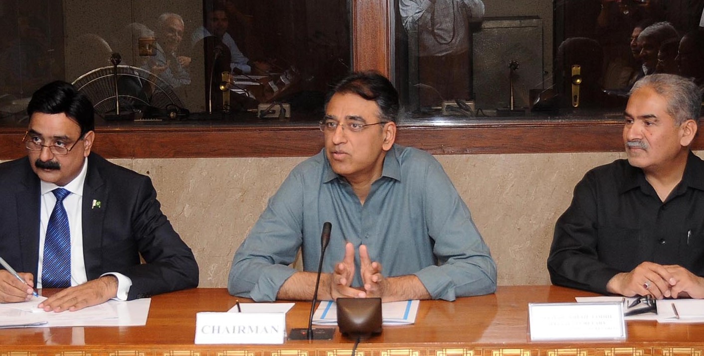 Asad Umar wants IMF accord discussed in parliament