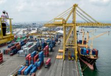 U.S. hikes tariffs on Chinese goods, China says to strike back