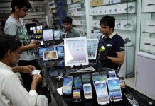 Mobile phone imports dip 6.86pc in 10 months