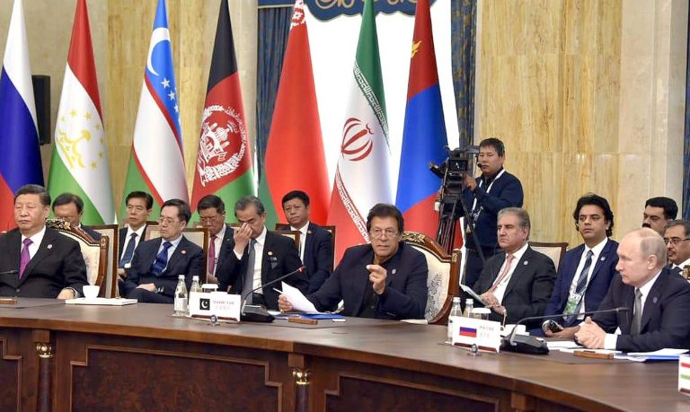 PM Imran says no to dollar at SCO