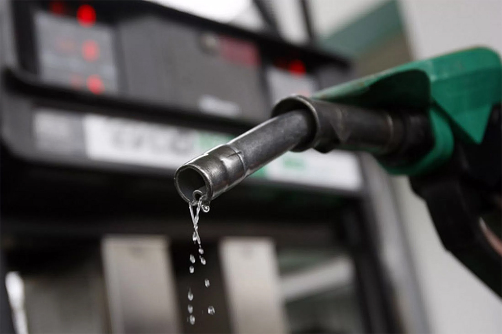 Petrol price likely to be hiked by Rs5 per litre
