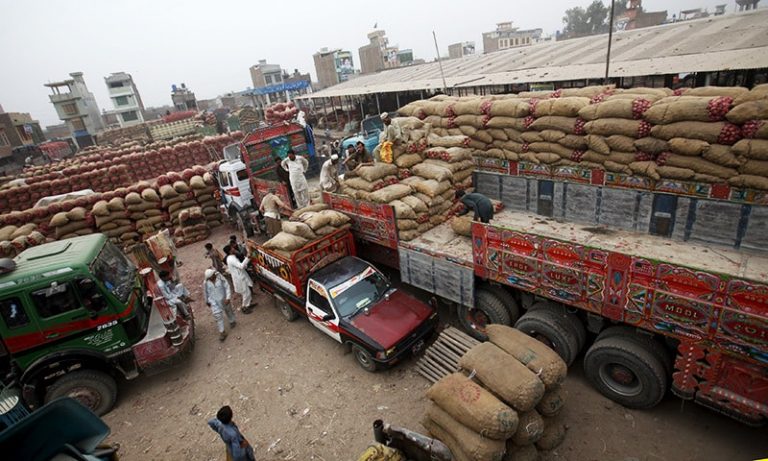 Consignments of dried dates stuck at Attari allowed re-export to Pakistan