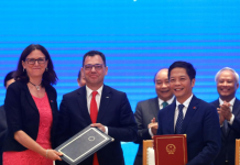 Vietnam, EU sign landmark free trade deal