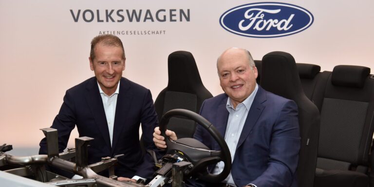 Ford, Volkswagen expand alliance to electric autos Ford, Volkswagen expand alliance to electric autos