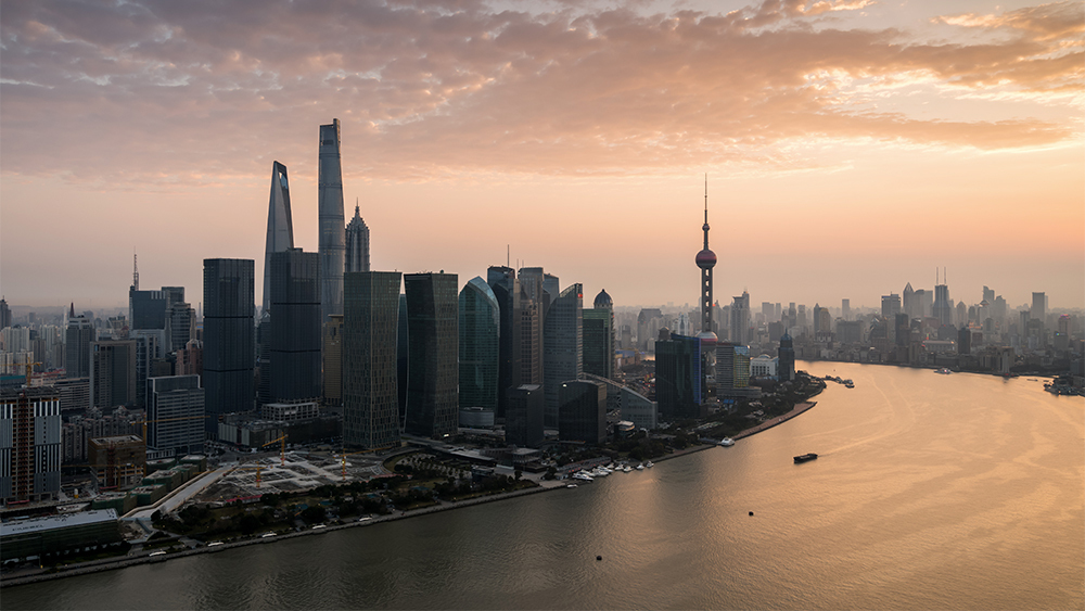 China to relax residency curbs, support employment