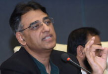 Absence of govt officials in NA’s finance committee irks Asad Umar