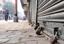 Traders shut down markets across Pakistan