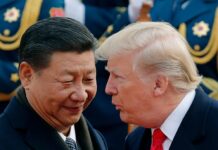Trump says US to hit $300bn worth of Chinese goods with 10pc tariff