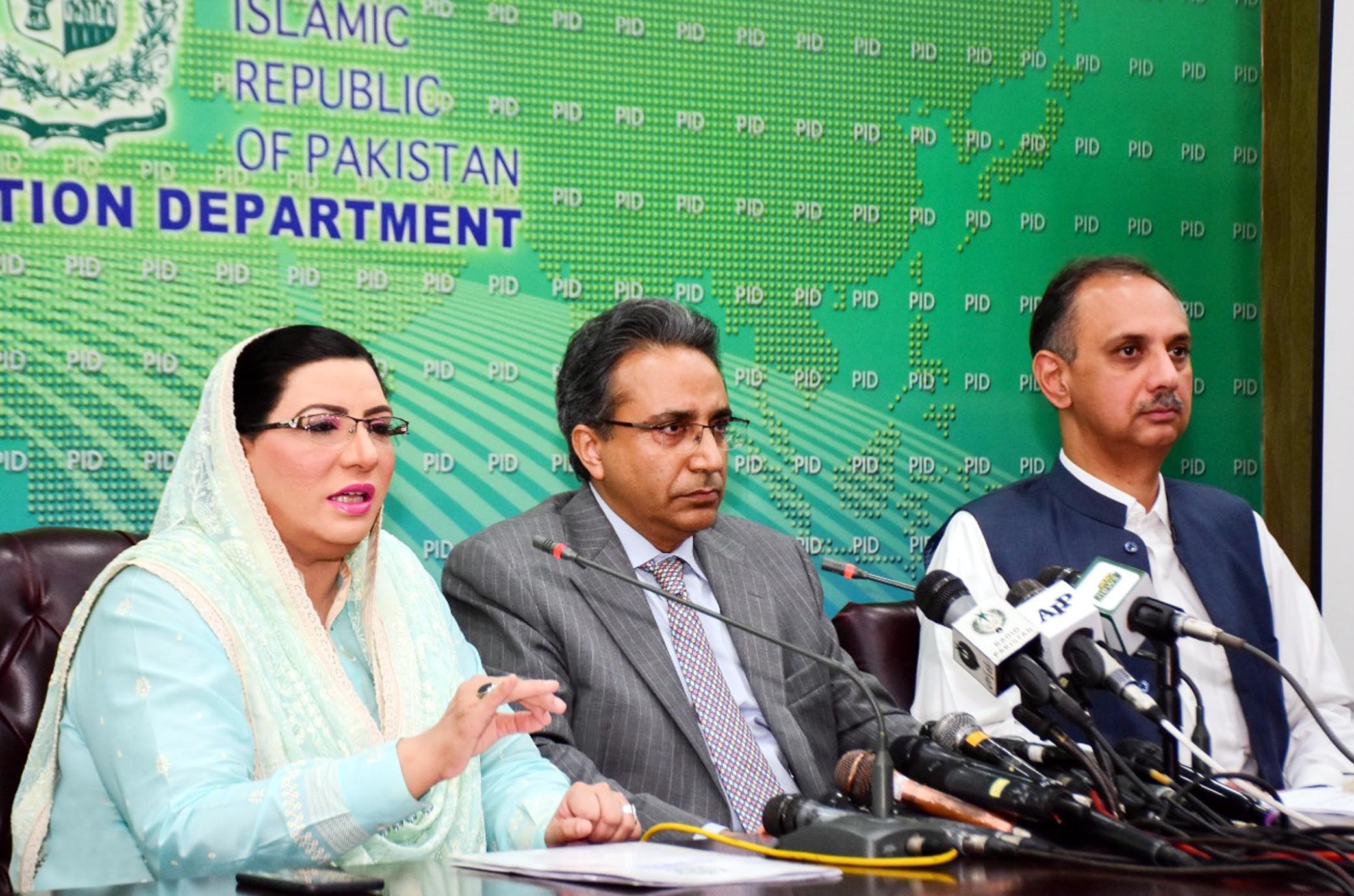 Govt to introduce new LNG policy next month, says Babar