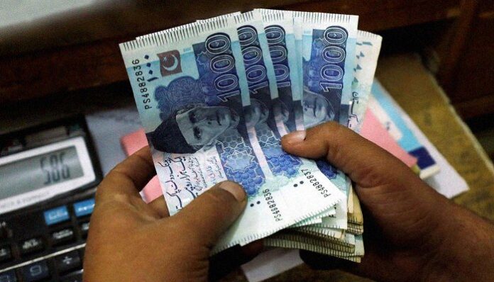 PKR in freefall: Currency plummets by 50 paisa per USD - Mettis