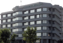 PTA asks Zong to take down 5G advertisements