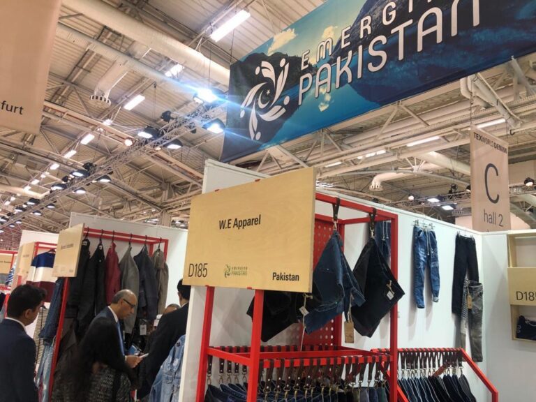 Over 20 Pakistani textile companies participate in Paris exhibition