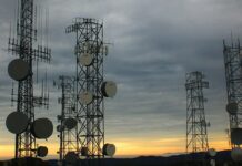 Govt receives licence renewal fee from two telecos