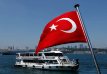 Turkey calls on US to lift barriers to boost trade