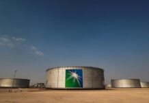 Saudi Arabia plans bumper Aramco IPO, relying on easy loans and rich locals