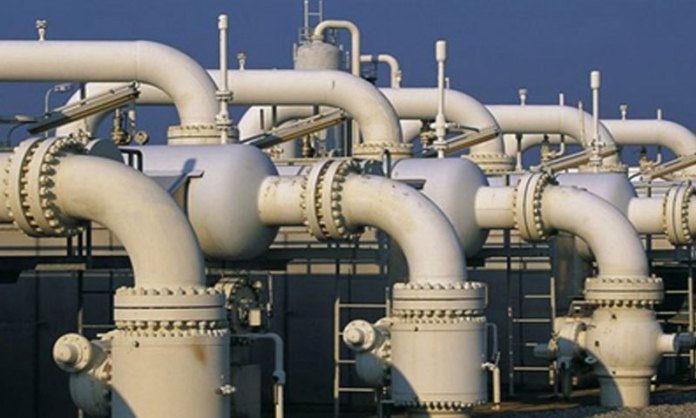 Govt lifts ban on new CNG connections